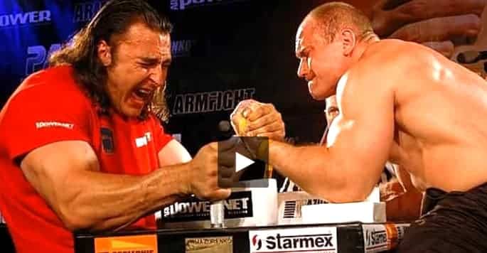 Alexey Voevoda vs. Alexey Semerenko │ Capture by XSportNews from the video