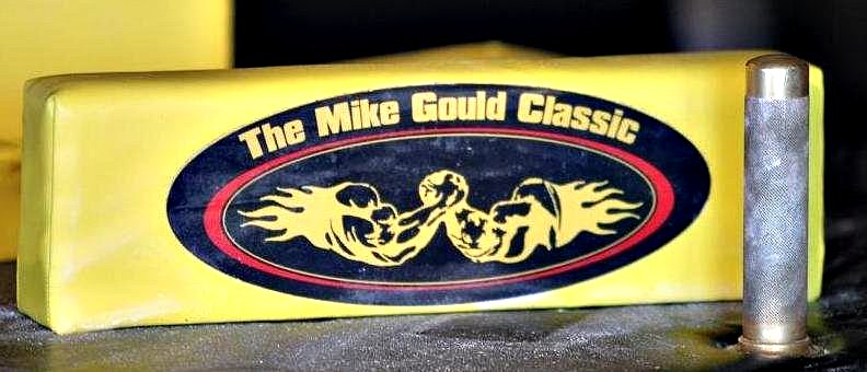 Mike Gould Classic – armwrestling table