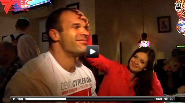 Denis Cyplenkov with his girlfriend in Poland │ Print Screen by XSportNews.com from getbig.tv video
