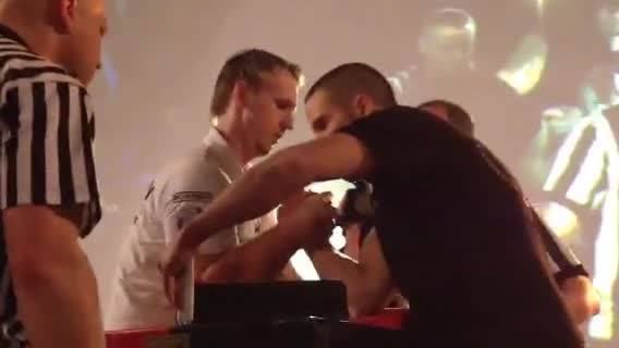 Matthias Schlitte vs. Kevin Berberich - German Armwrestling Championship 2014