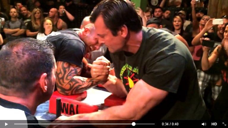 Mike Ayello vs. Devon Larratt, +226 lbs RIGHT - WAL Las Vegas  │ Capture by XSportNews from the video