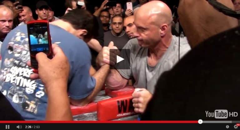 Jason Vale vs. “ToddZilla” Todd Hutchings - WAL Atlantic City, 25 October 2015 │ Capture by XSportNews from the video