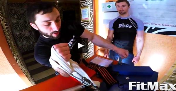 Khadzimurat Zoloev / Khadzhimurat Zoloev, 2015 Armwrestling Training │ Capture by XSportNews from the video