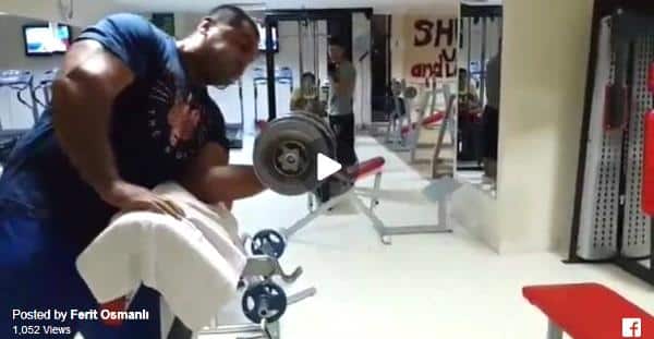 Ferit Osmanli 72 kg dumbbell  │ Capture by XSportNews from the video