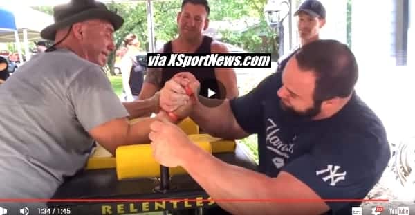 Todd Hutchings vs. Dave Chaffee, Armwrestling Training, June 2016 │ Capture by XSportNews from the video