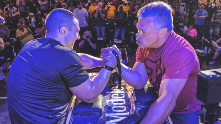 VIDEO: John Brzenk vs. Devon Larratt training • ARMWRESTLING